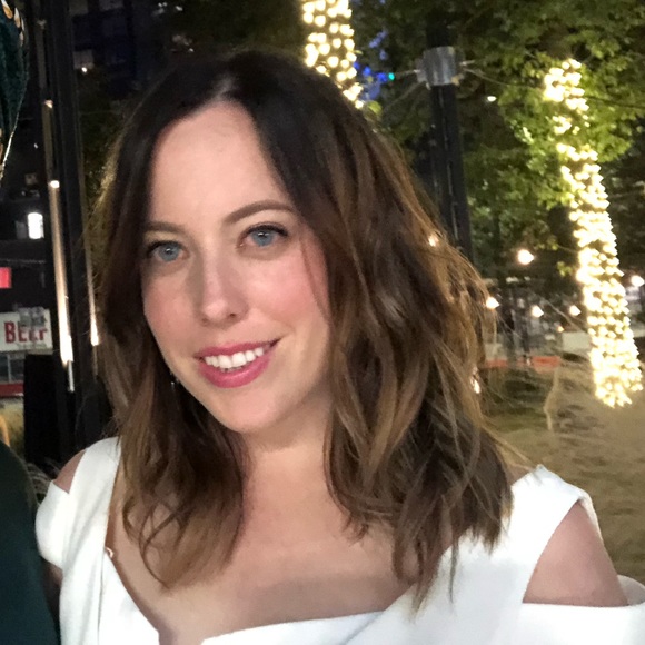 Meet your Posher, Meredith - Picture 1 of 1